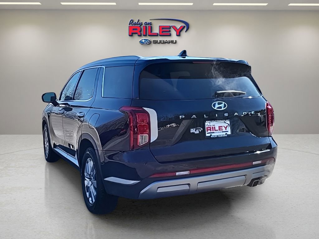 Used 2025 Hyundai Palisade SEL FWD image 3