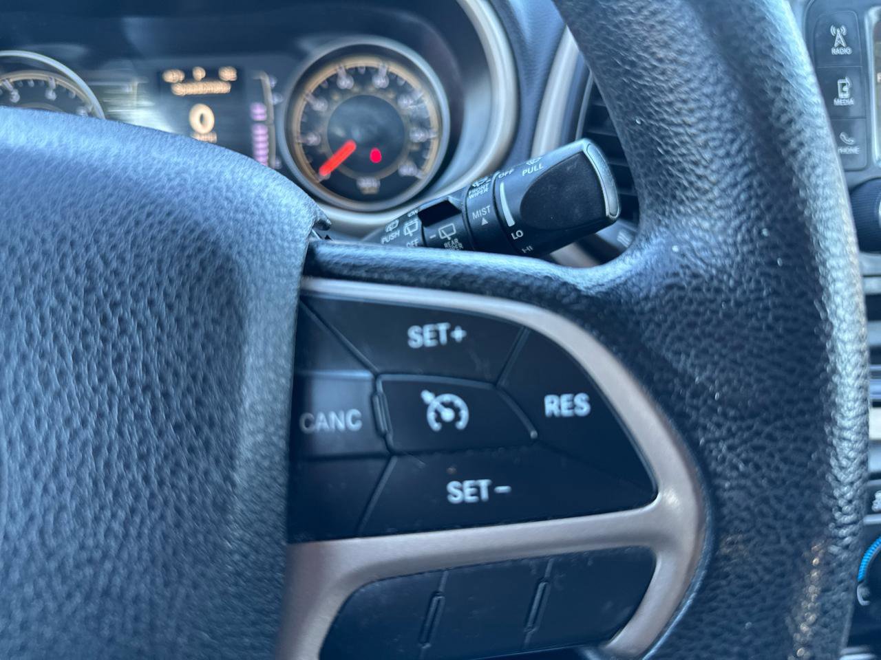 Used 2015 Jeep Cherokee Sport image 15