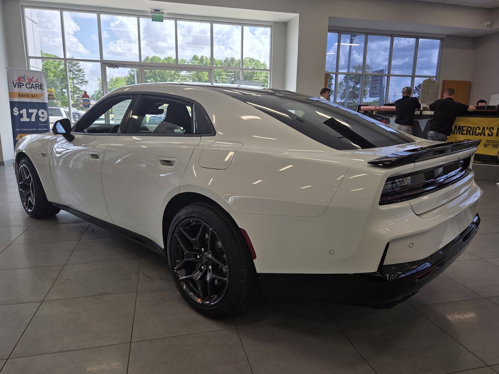 New 2026 Dodge Charger R/T image 5