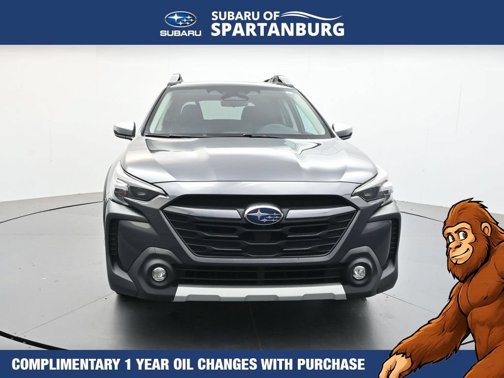 Used 2023 Subaru Outback Touring AWD/4WD image 2