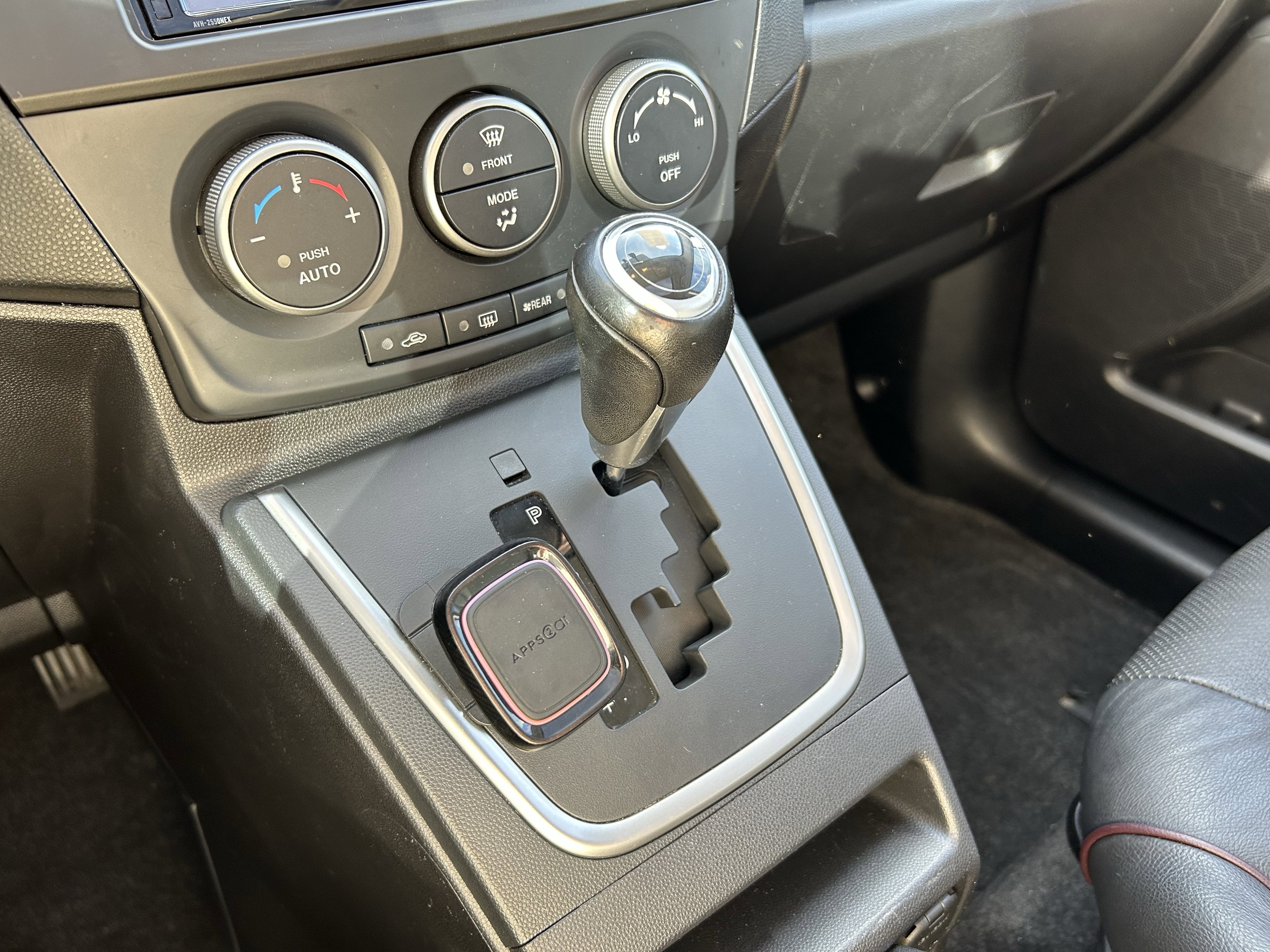 Used 2015 MAZDA MAZDA5 Grand Touring image 13