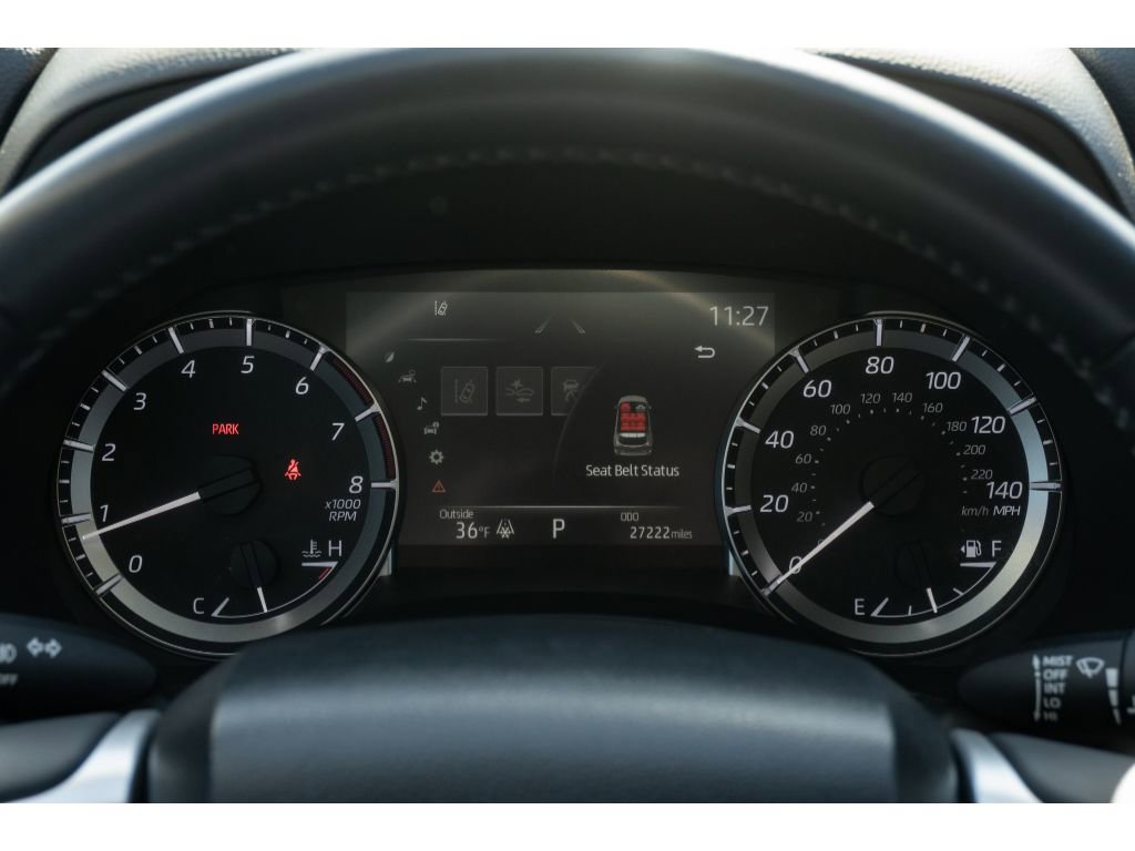 Used 2023 Toyota Highlander LE image 20