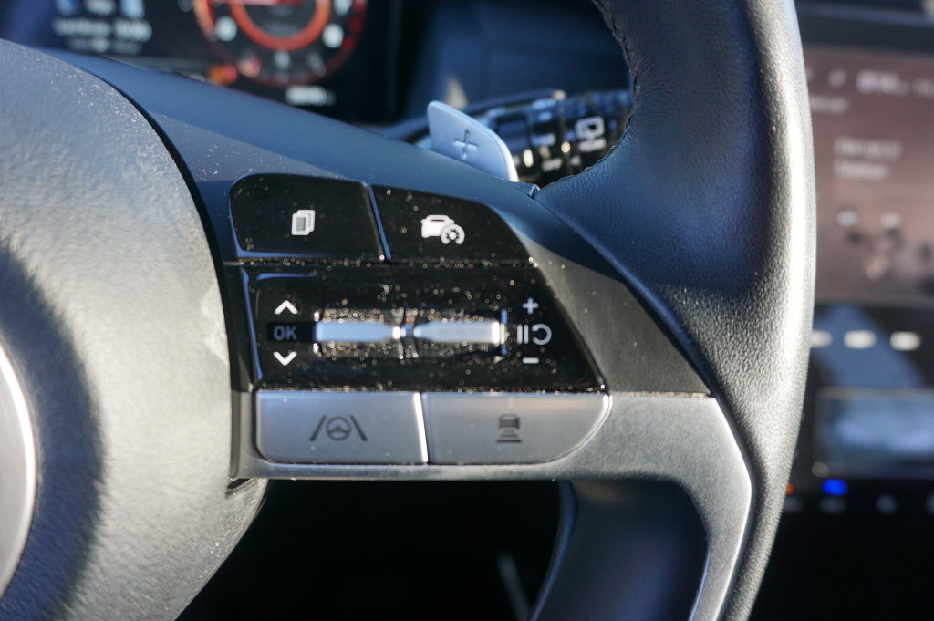 Used 2023 Hyundai Tucson Limited AWD/4WD image 9