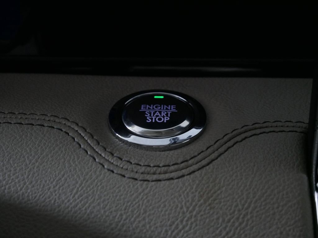 Used 2023 Lincoln Navigator Reserve image 22