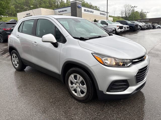 Used 2018 Chevrolet Trax LS FWD image 7