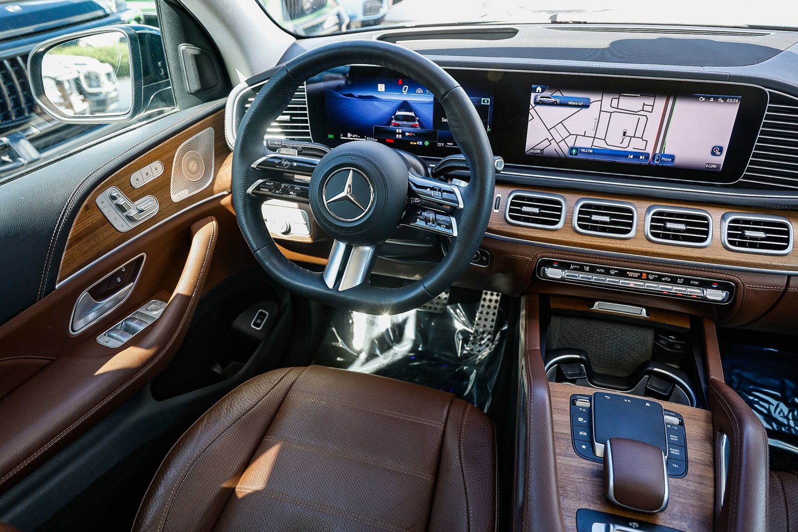 Certified 2024 Mercedes-Benz GLS 450 4MATIC image 12