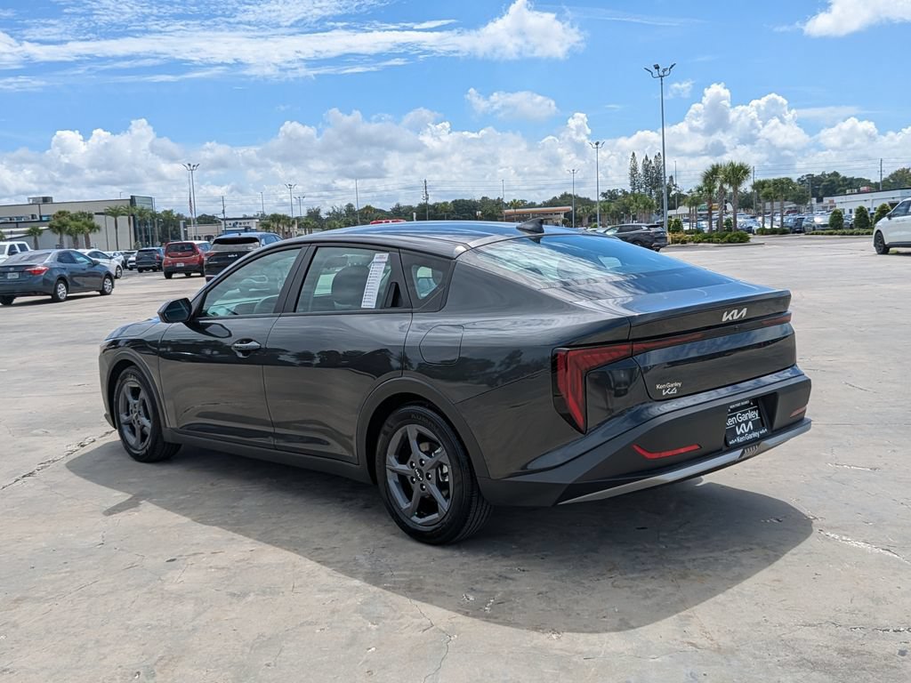 Certified 2025 Kia K4 FWD image 5