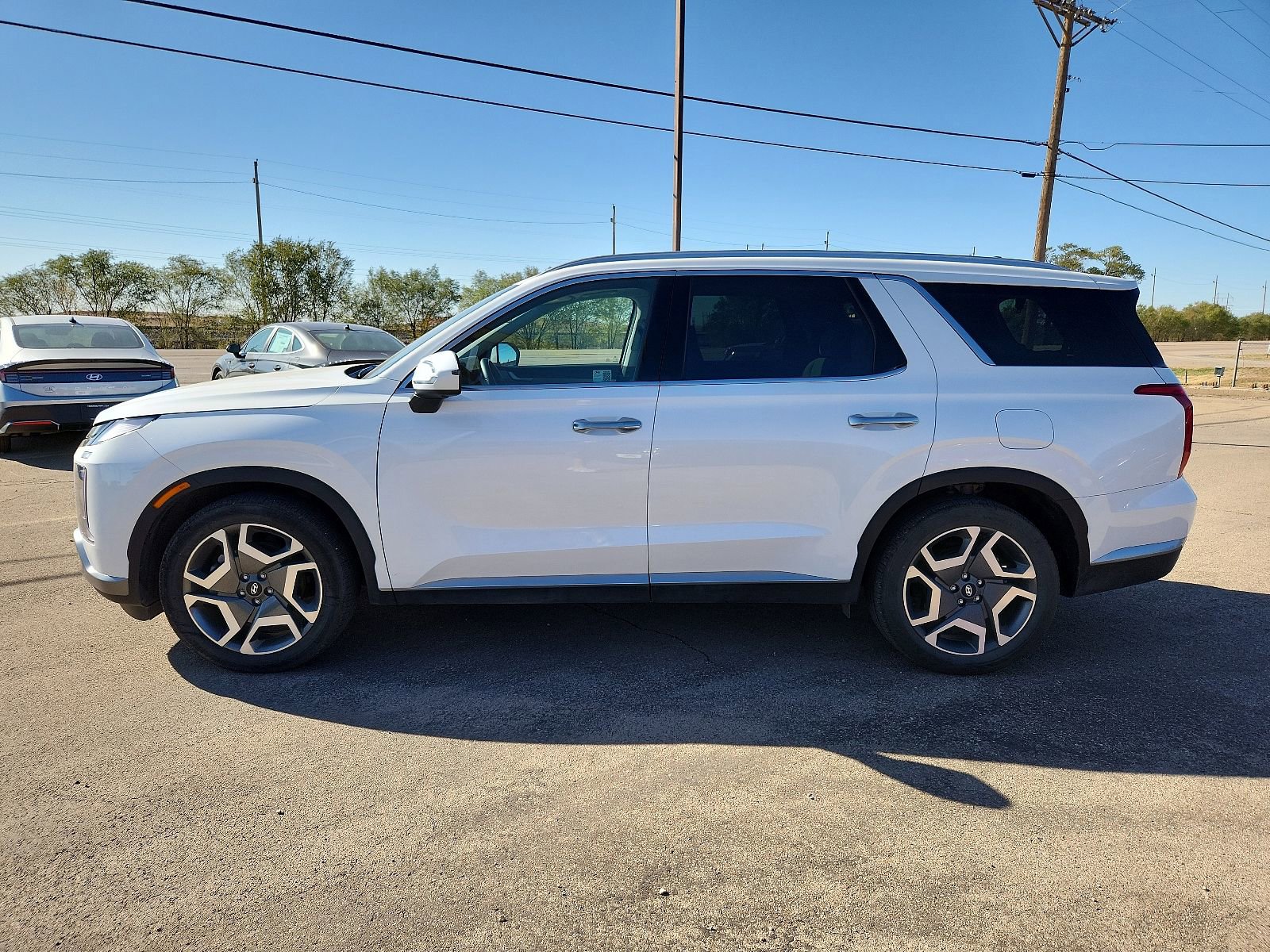 New 2024 Hyundai Palisade SEL w/ Premium Package FWD image 2