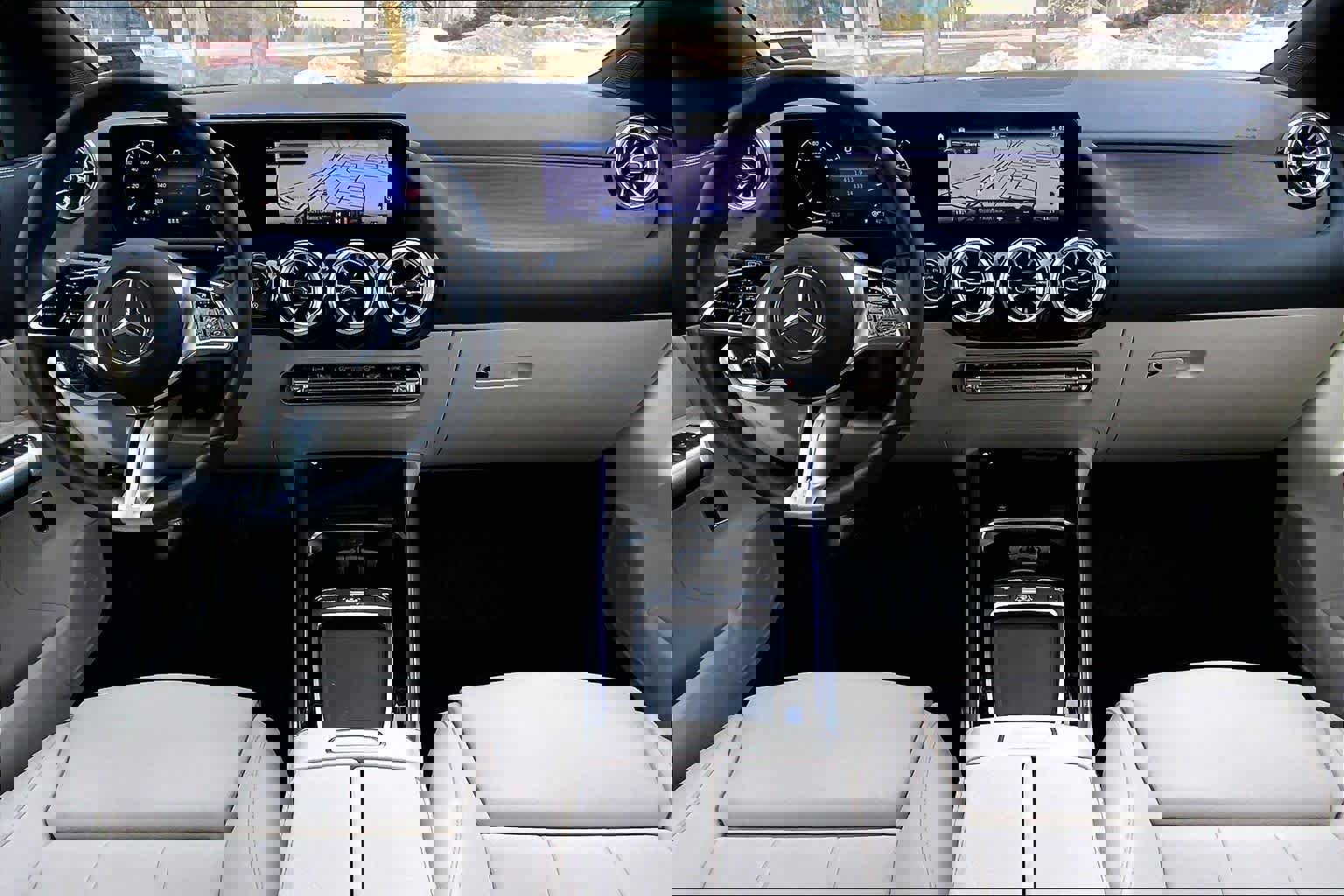 Certified 2024 Mercedes-Benz GLA 250 4MATIC image 16