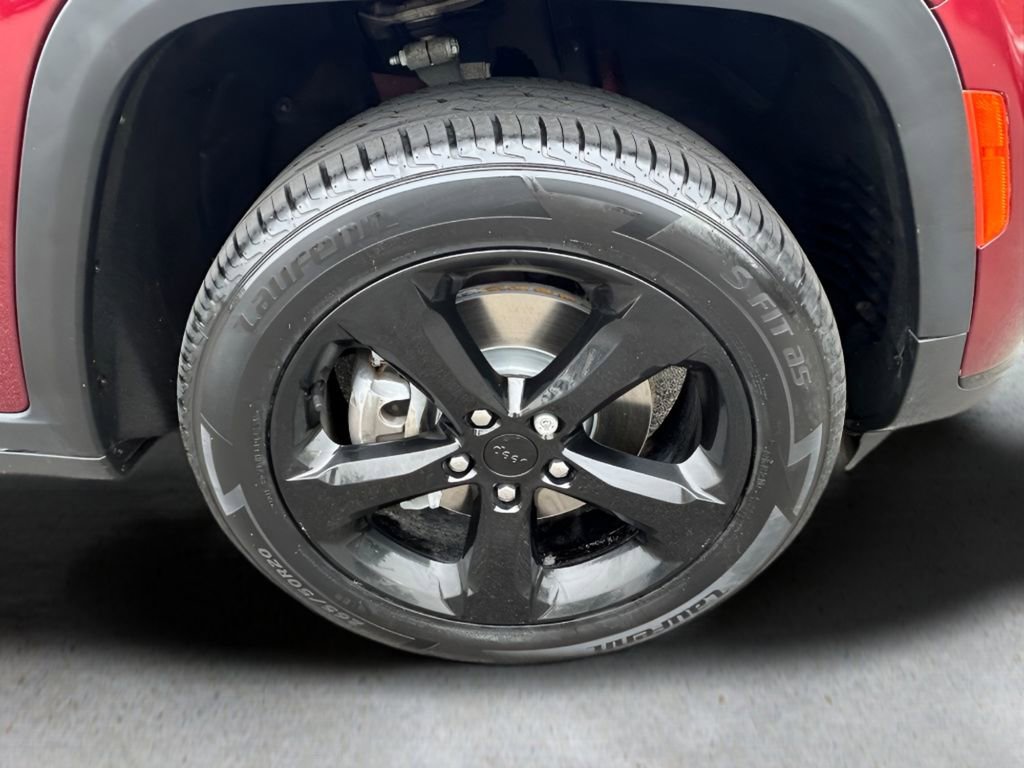 Certified 2022 Jeep Grand Cherokee L Laredo image 15