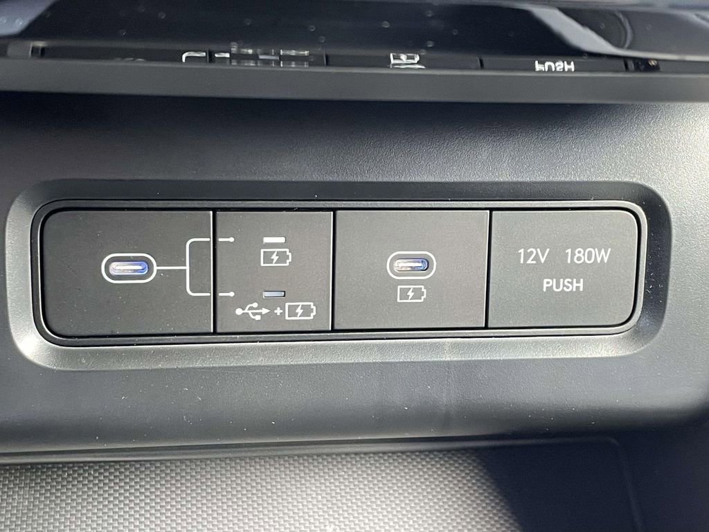 New 2026 Hyundai Tucson Limited image 31