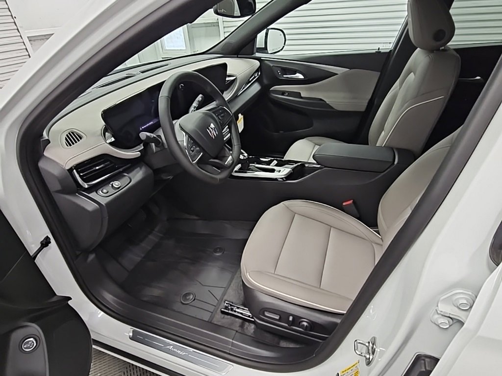 New 2025 Buick Envista Avenir image 10