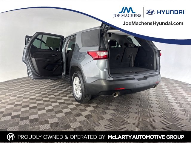 Used 2020 Chevrolet Traverse LS image 18