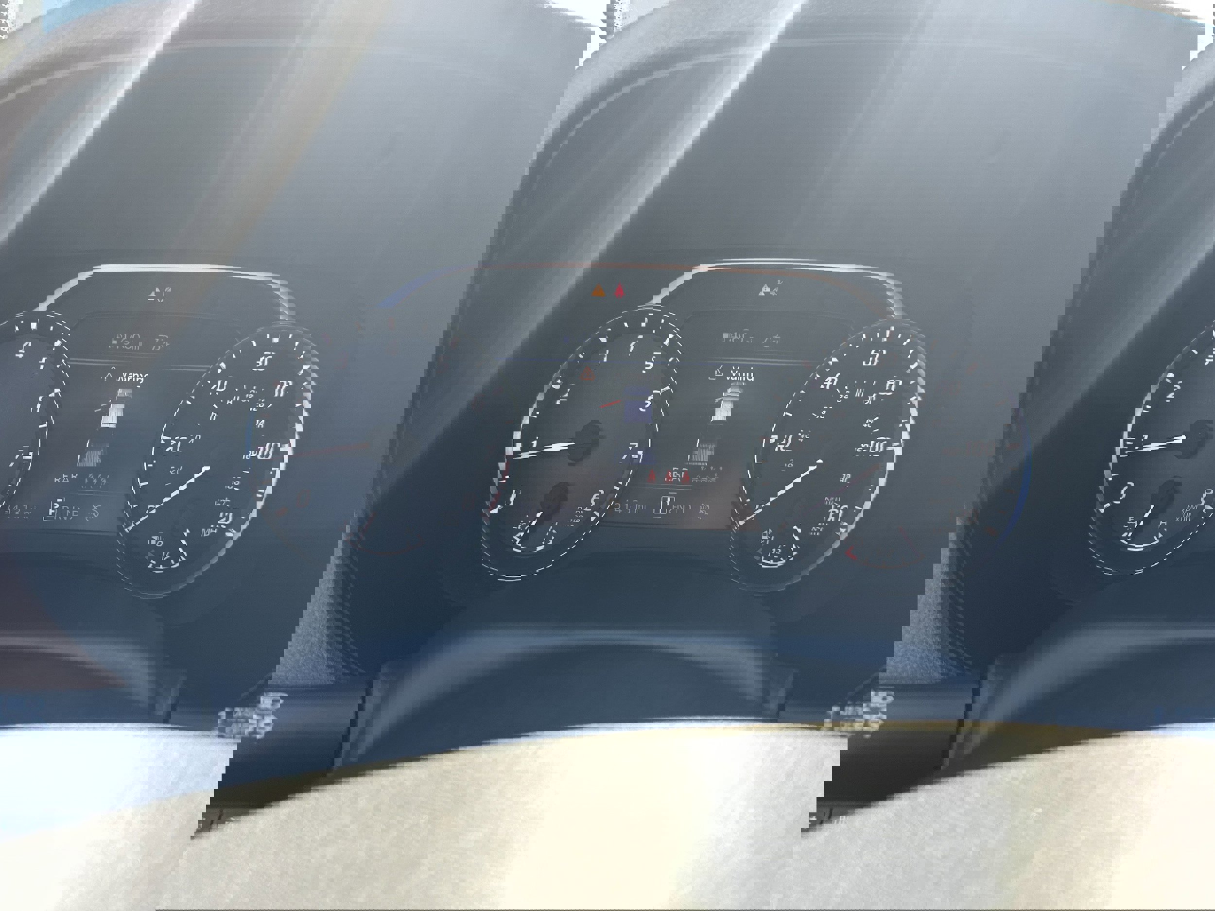 Used 2023 Nissan Frontier SV image 26