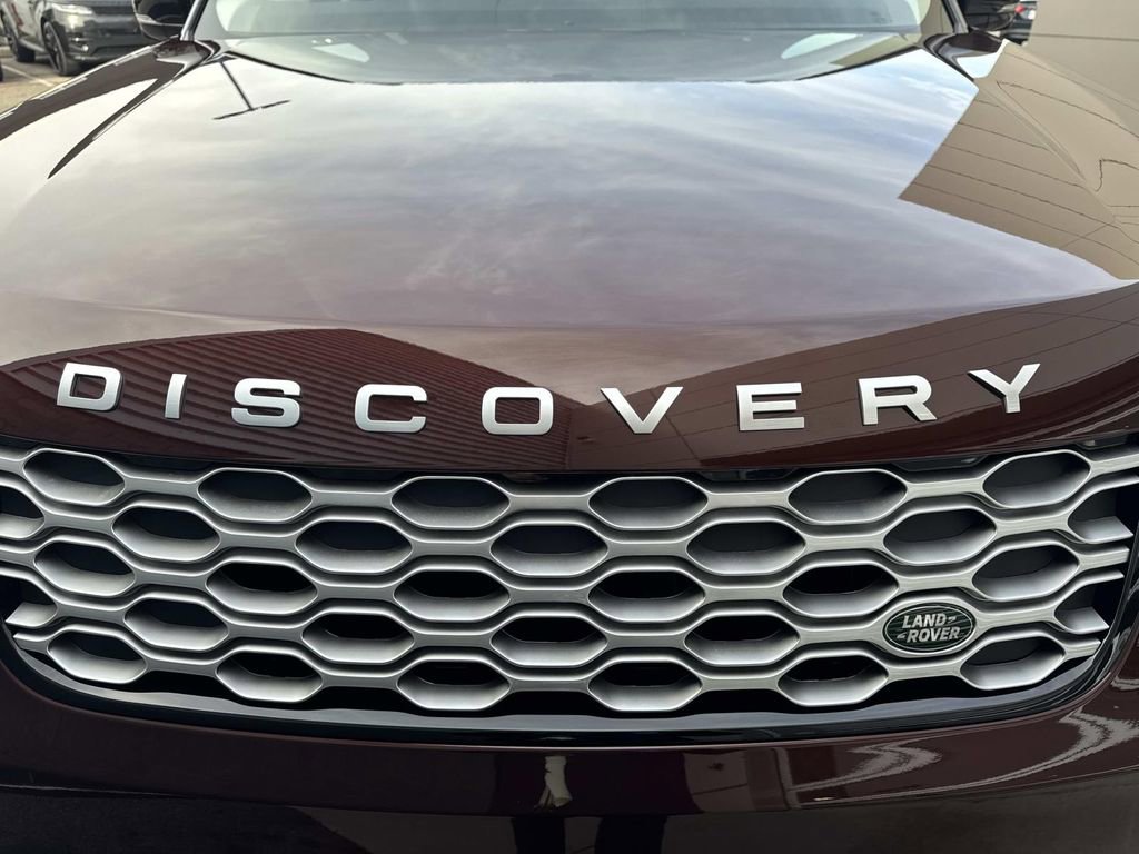 New 2026 Land Rover Discovery Limited Edition image 11