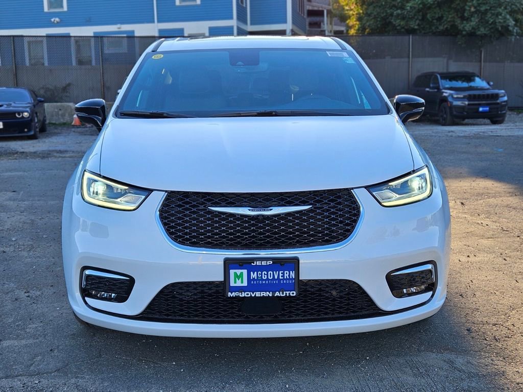 New 2026 Chrysler Pacifica Select image 8