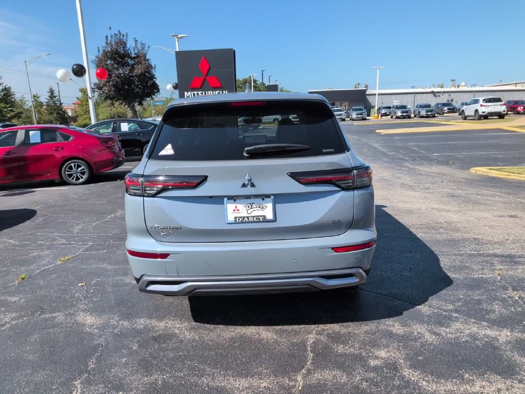 New 2026 Mitsubishi Outlander SE AWD/4WD image 7