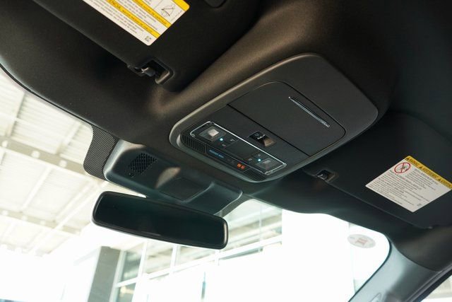 Used 2025 Ford F450 Platinum w/ Camper Package image 29