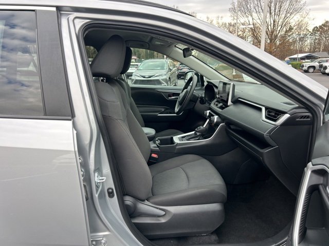 Used 2024 Toyota RAV4 XLE image 17