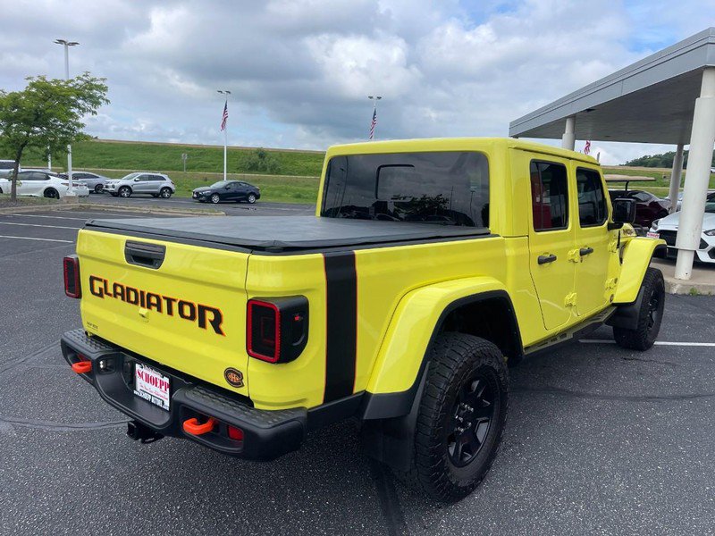 Used 2023 Jeep Gladiator Mojave w/ Cold Weather Group AWD/4WD image 3