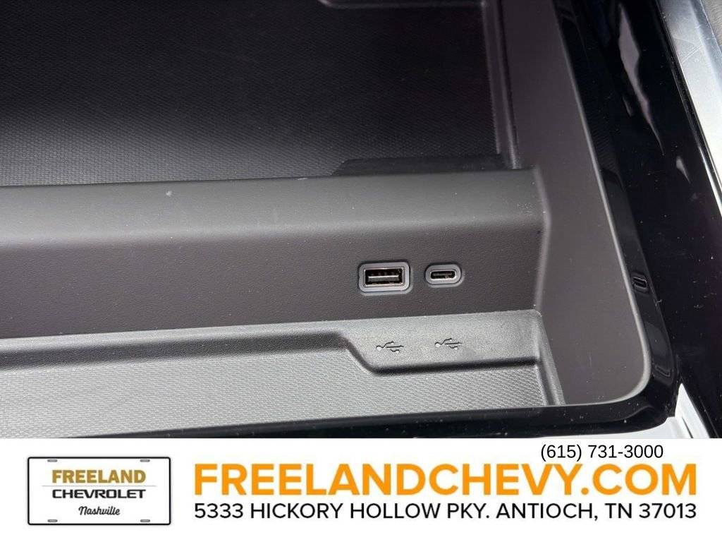 Used 2026 Chevrolet Tahoe LS AWD/4WD image 32