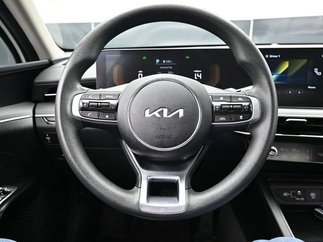 Used 2025 Kia K5 LXS FWD image 27