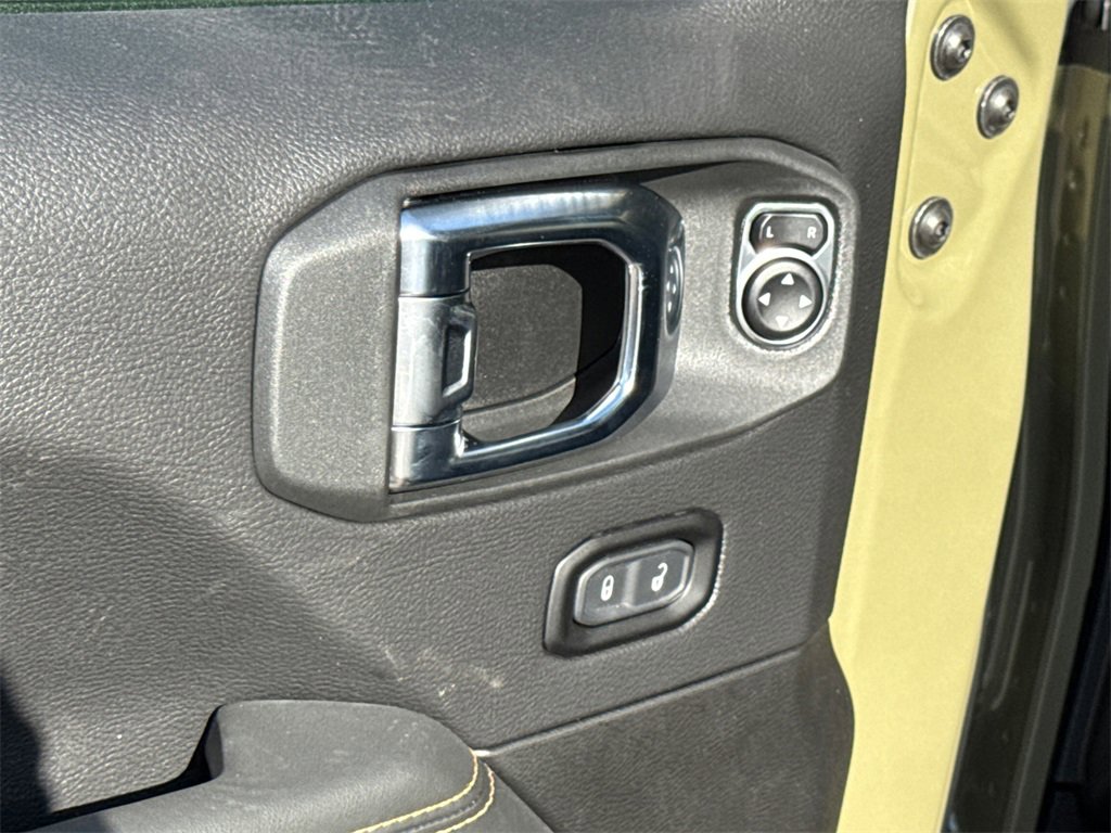 New 2025 Jeep Wrangler Unlimited Sahara image 29