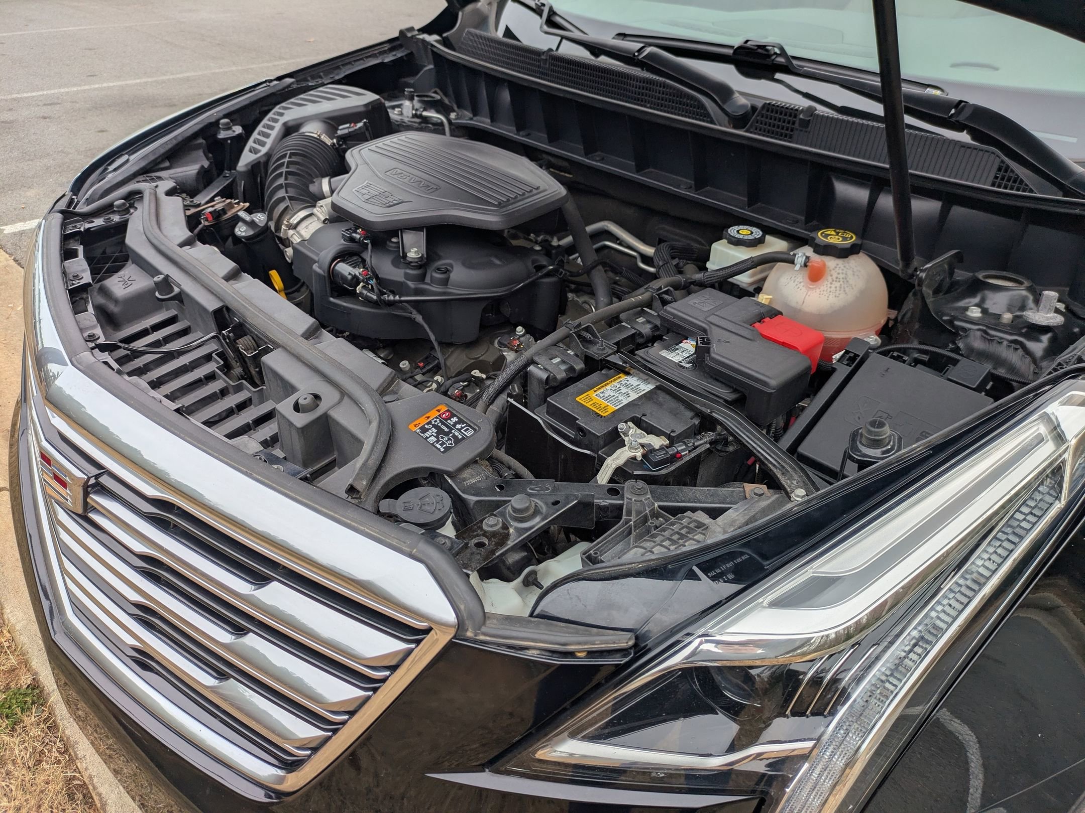 Used 2019 Cadillac XT5 Premium Luxury w/ Driver Assist Package image 42