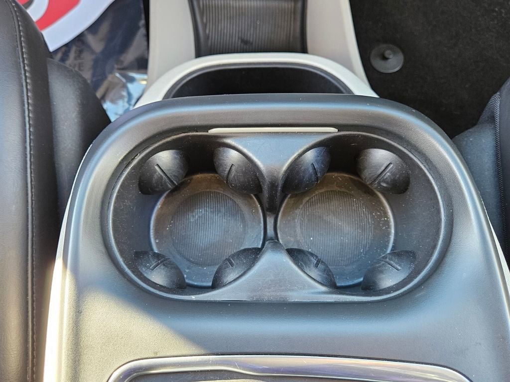 Used 2023 Chrysler Pacifica Touring-L image 19