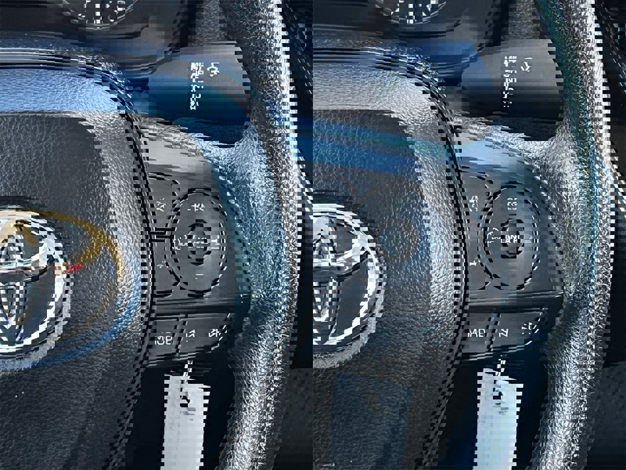 Used 2024 Toyota Corolla LE image 14