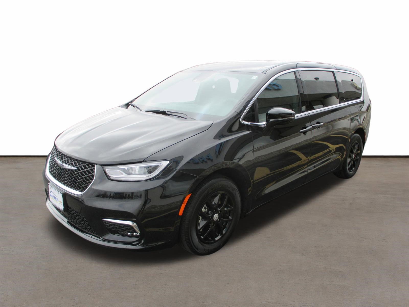 Used 2026 Chrysler Pacifica Select image 7