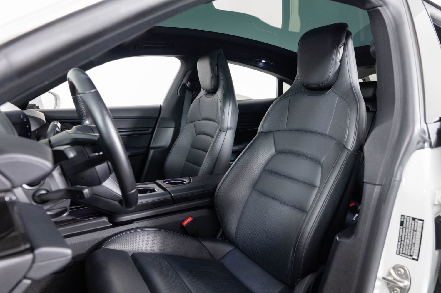 Used 2021 Porsche Taycan 4S image 16