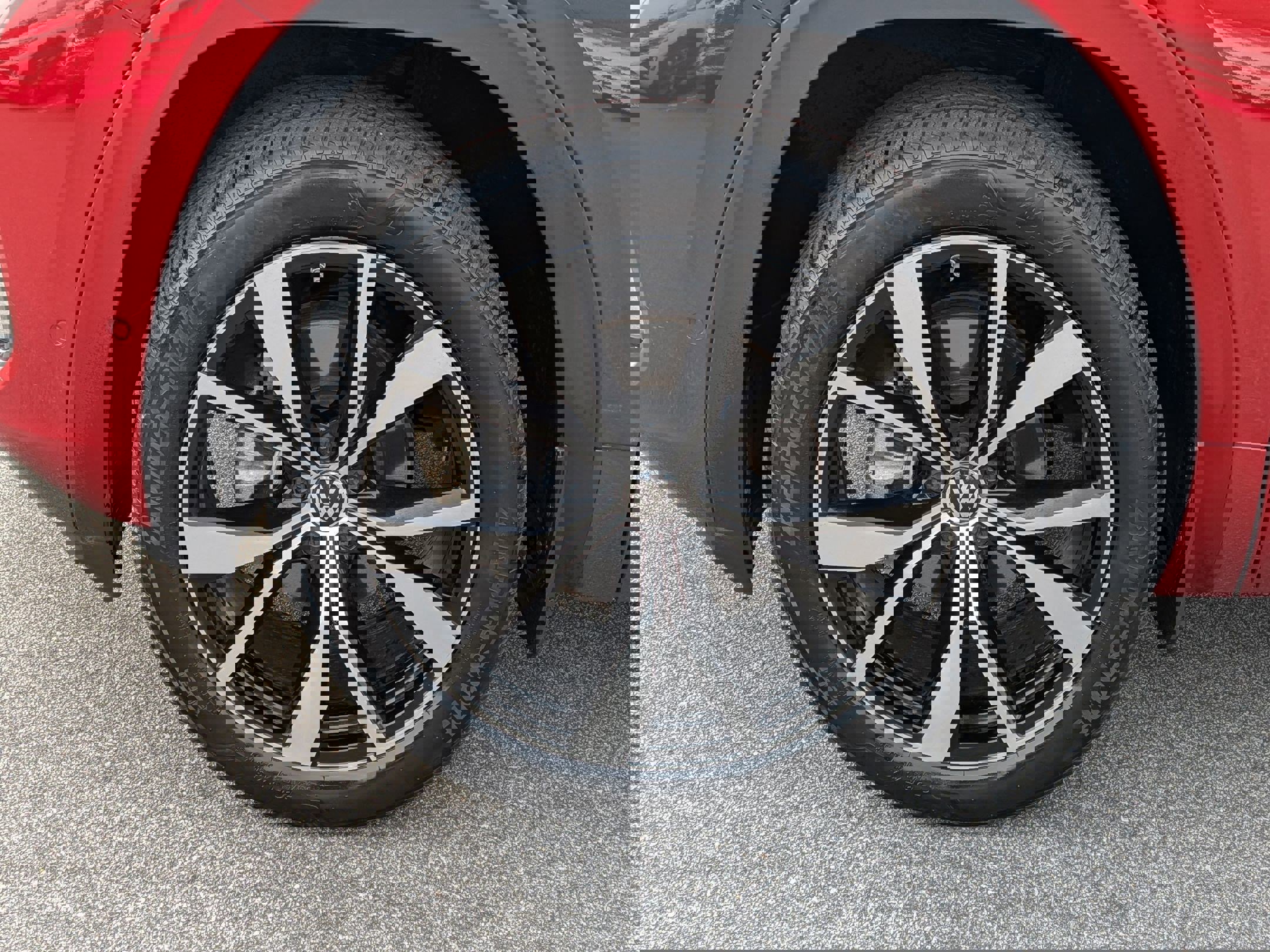 Used 2024 Volkswagen Atlas SEL Premium R-Line image 10