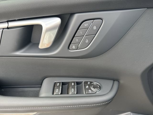 New 2026 Buick Enclave Sport Touring w/ Super Cruise Package image 13