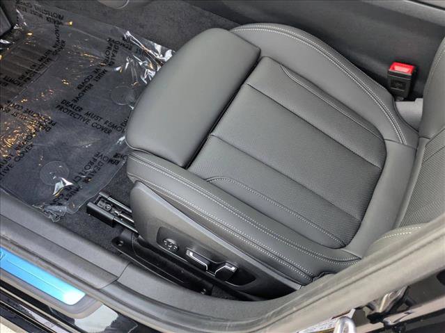 New 2026 BMW 330i Sedan image 4