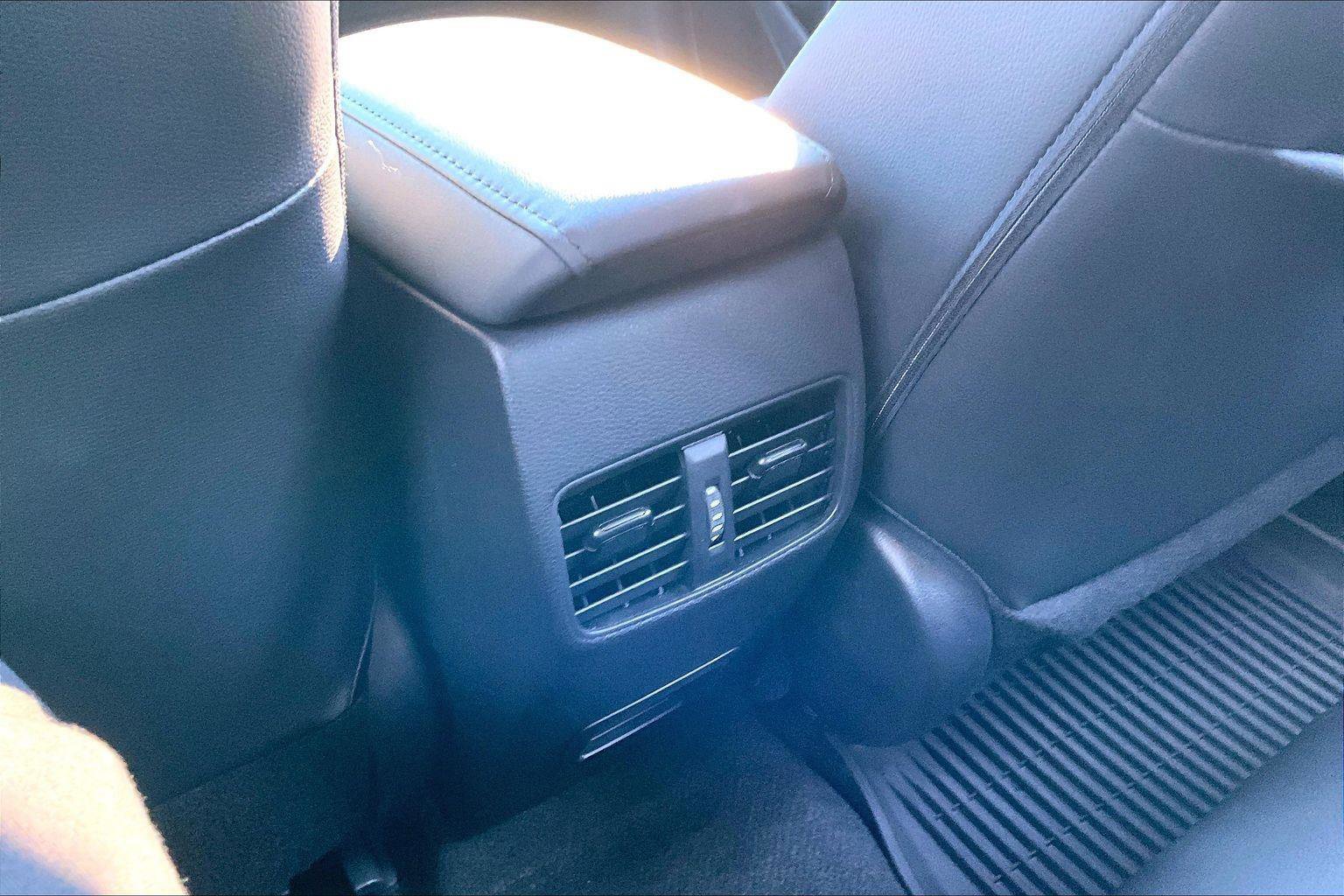 Certified 2025 Toyota Corolla Cross AWD Hybrid image 31