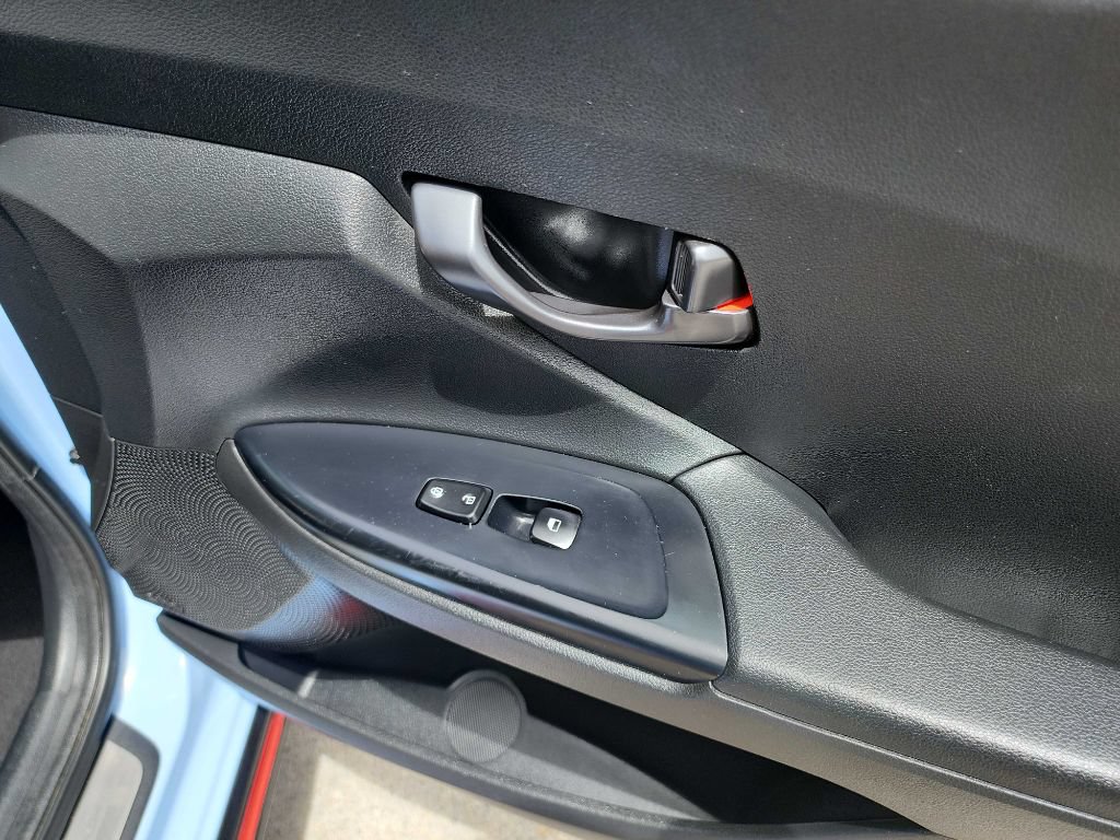 Used 2020 Hyundai Veloster N w/ Performance Package FWD image 32