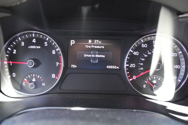Used 2023 Kia Forte LXS FWD image 17
