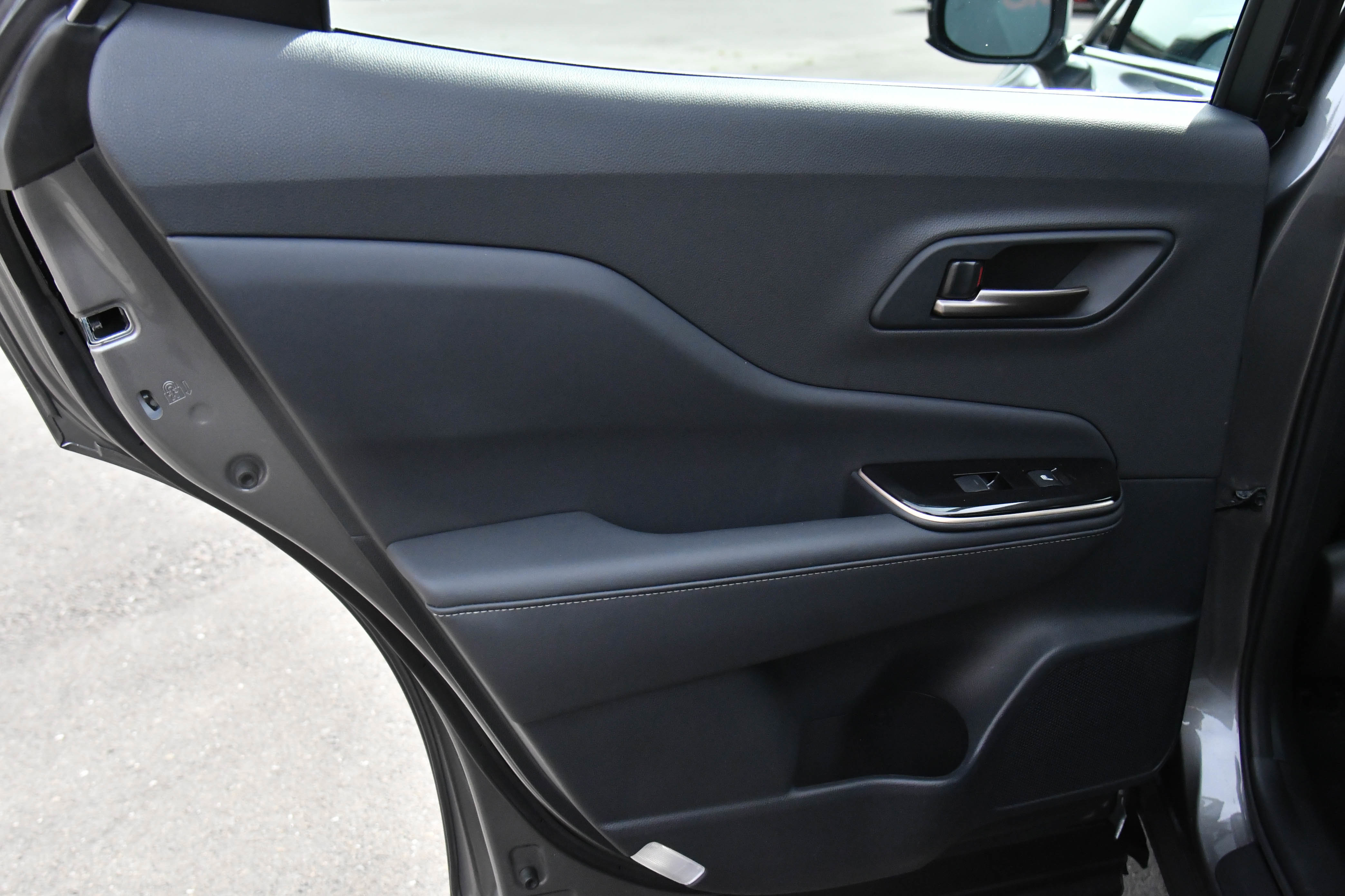 Used 2025 Toyota Crown image 39