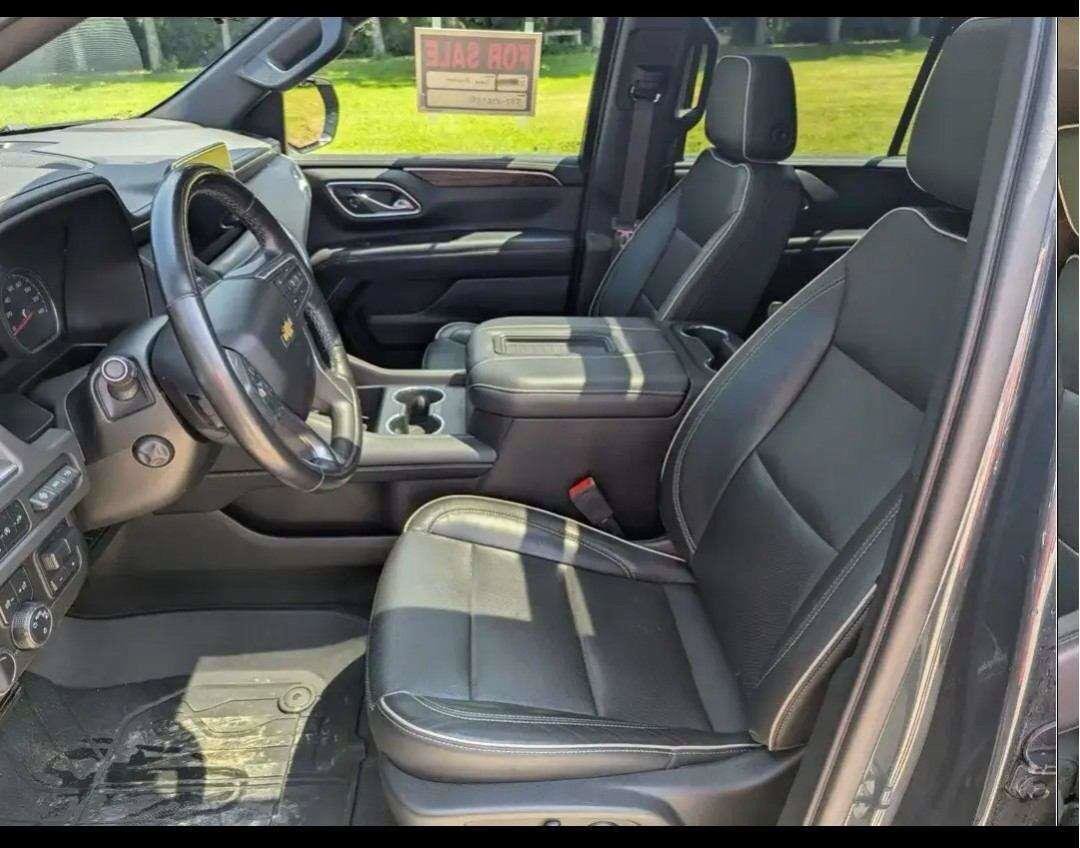 Used 2021 Chevrolet Tahoe Premier w/ Premium Package AWD/4WD image 5