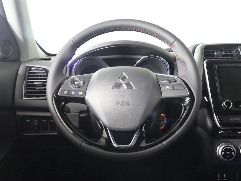 New 2027 Mitsubishi Outlander Sport LE AWD/4WD image 30