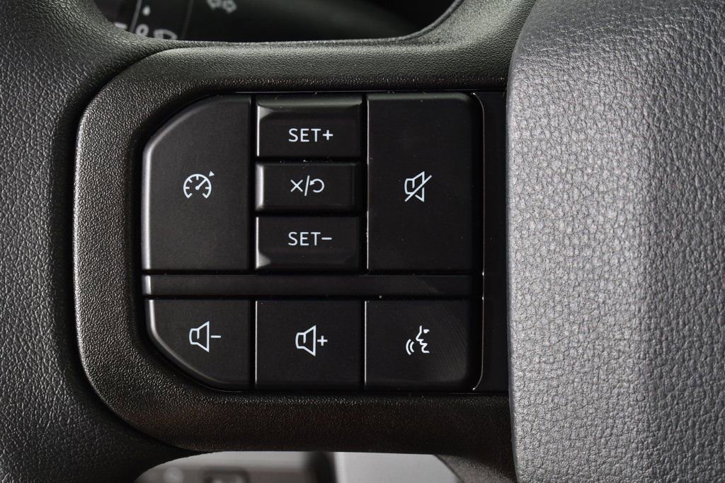 New 2025 Ford F350 XL w/ XL Chrome Package image 33