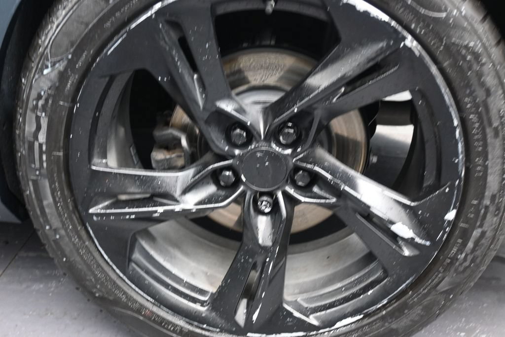 Used 2023 Chevrolet Camaro LT RWD image 10
