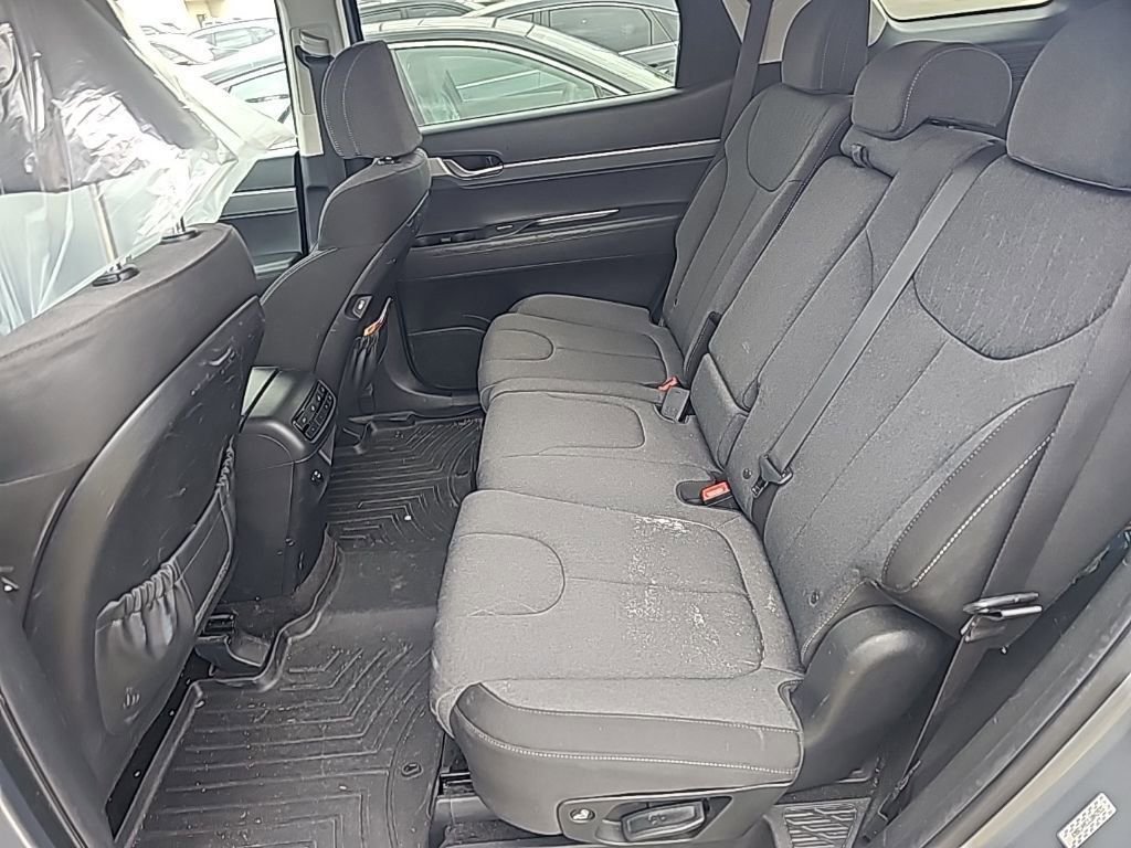 Used 2020 Hyundai Palisade SE image 5