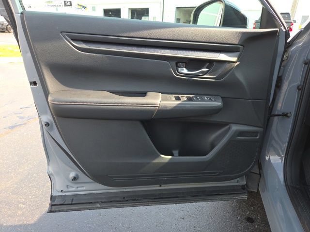 Used 2026 Honda CR-V TrailSport image 11