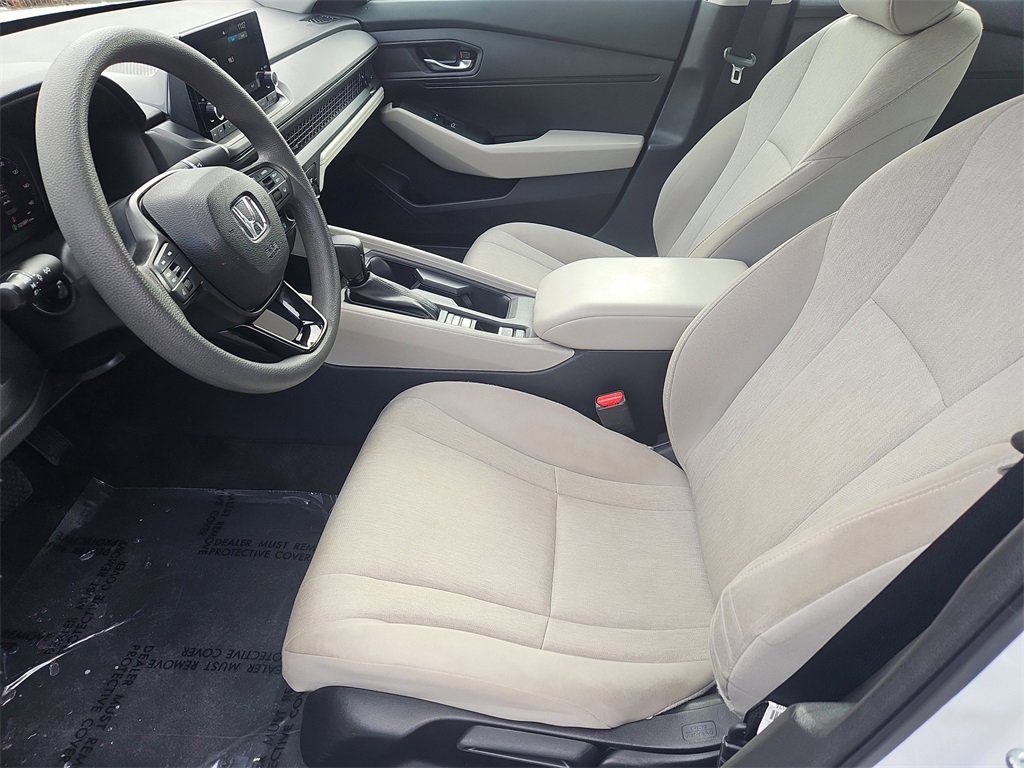 Used 2023 Honda Accord LX image 25