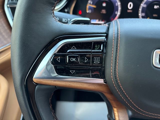 Used 2025 Jeep Grand Cherokee L Summit image 12