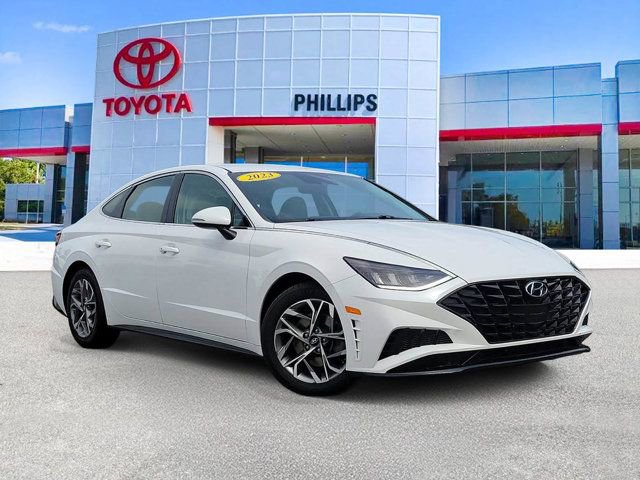 Used 2023 Hyundai Sonata SEL FWD image 1