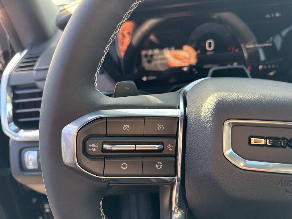 New 2026 GMC Acadia Denali w/ Super Cruise Package image 18