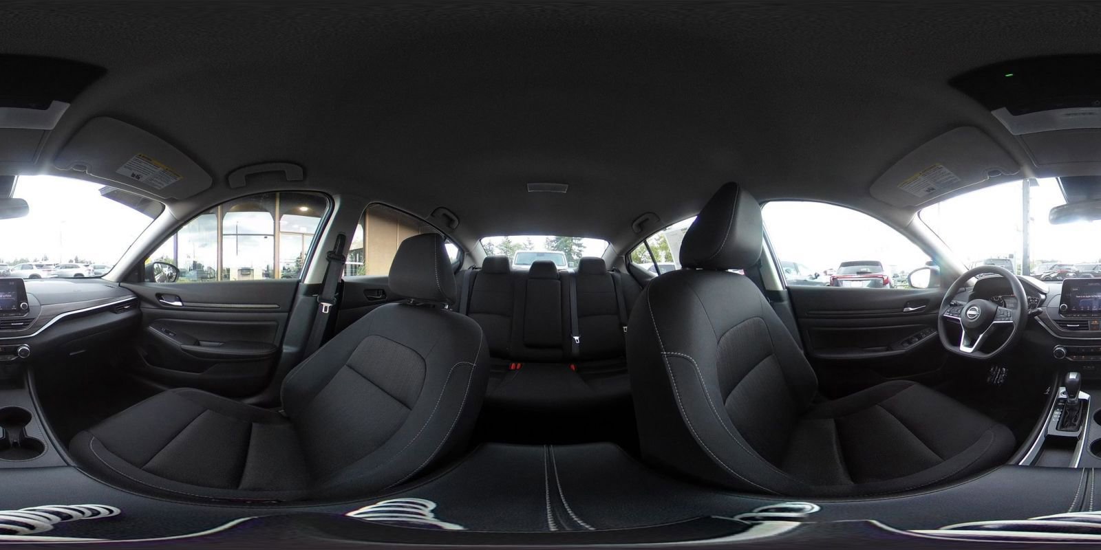 Used 2025 Nissan Altima 2.5 SV FWD image 43